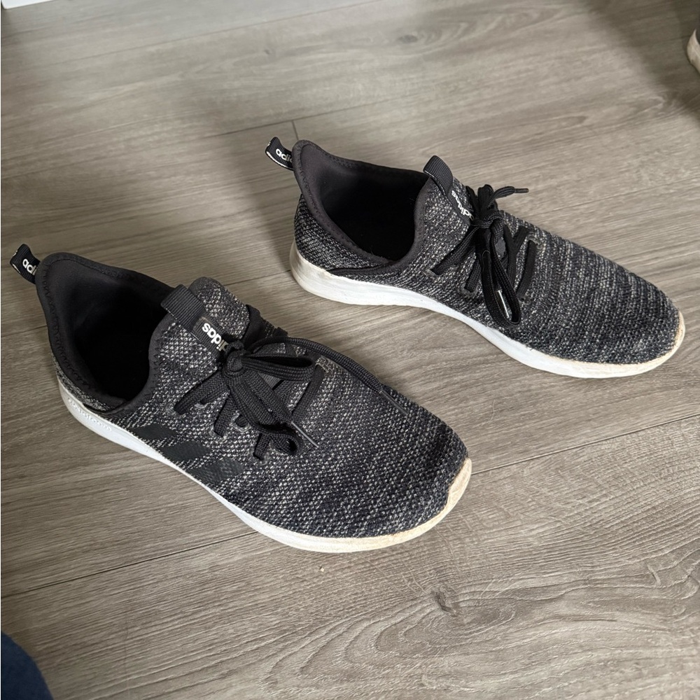 Adidas black/white/grey cloudfoam sneakers womens 9